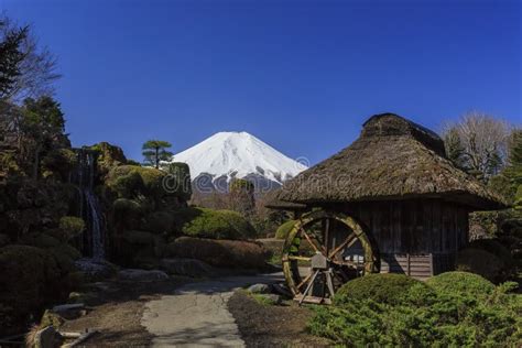 Fuji Mountain Japan 的图像结果