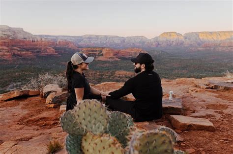 Photoshoot among Sedona's Red Rocks (with Reviews)
