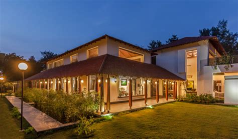 G Farmhouse - Indian - Exterior - Delhi - by Kumar Moorthy & Associates