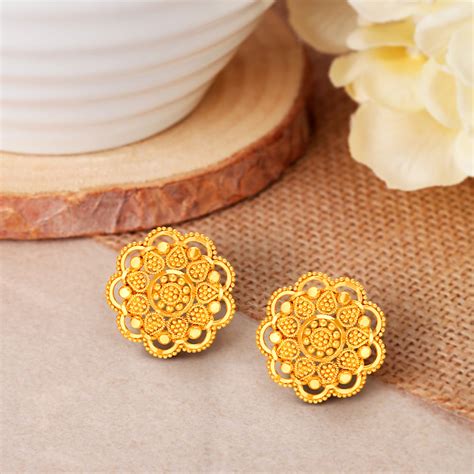Beautiful 22 Karat Yellow Gold Floral Studs