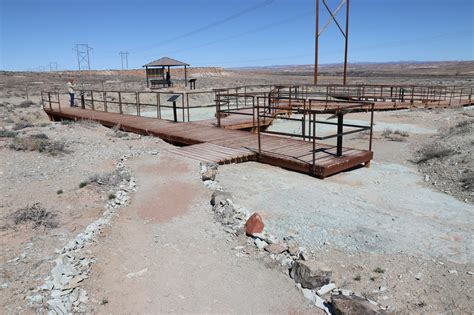 gjhikes.com: Mill Canyon Dinosaur Tracksite