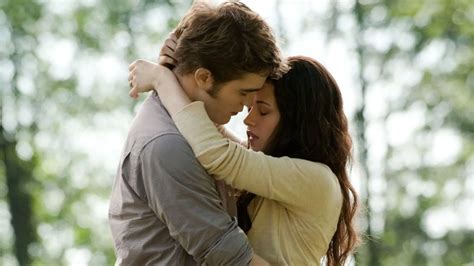 Bella, Edward, and Jacob head back to the big screen as Twilight Saga ...