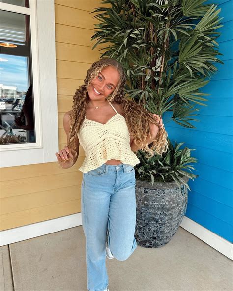 Audrey Holt Leaked Onlyfans