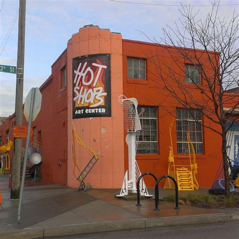 HOT SHOPS ART CENTER (Omaha): Ce qu'il faut savoir pour votre visite ...