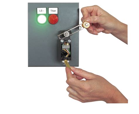 Position Switch Example 的图像结果