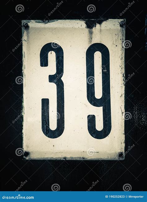 Address Numbers 的图像结果