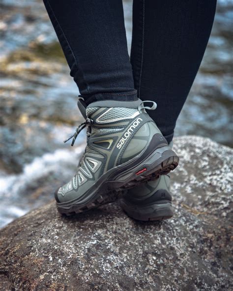 Salomon waterproof hiking boots online