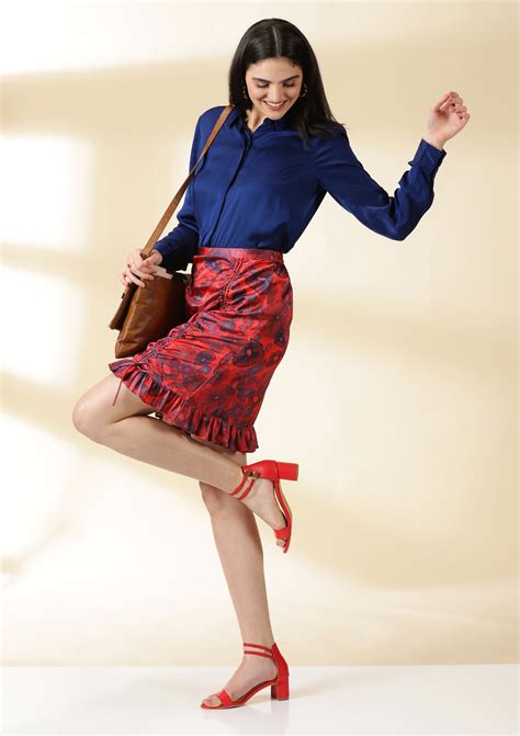 Shop The New Aloha Coral Skirt For Women | IshqMe