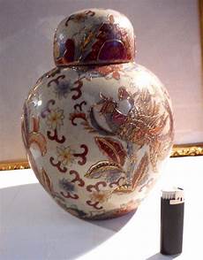 antico vaso a due anse antico vaso potiche satsuma in ceramica cinese policromo antico vaso a due anse antico vaso potiche satsuma in ceramica cinese policromo