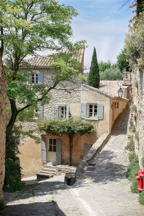 Provence #3 : Voyage à Gordes — Mode and The City | Nice france ...