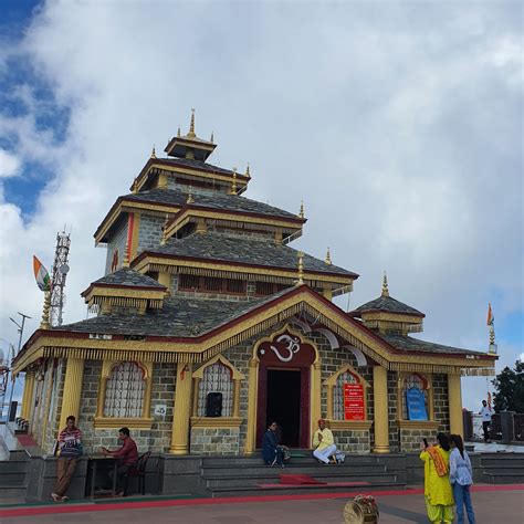 Valley View Hotel in Kanatal | Hotel Asraya Jadipani