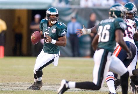 Donovan McNabb Facts & Stats | Britannica