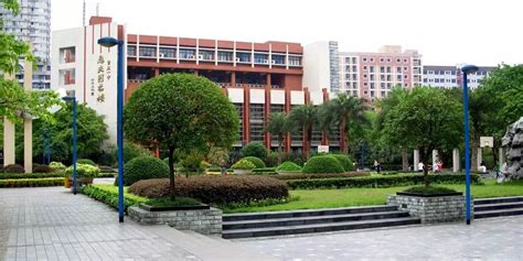 重庆市求精中学校初（高）中情况介绍——给小升初和初升高的家长 - 哔哩哔哩