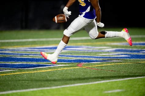 Muskegon vs. Warren De La Salle at Lawrence Tech - mlive.com