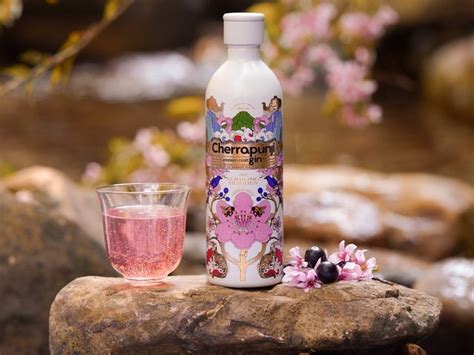 From starch to tart: The sweet origin story of egg tarts | Condé Nast ...