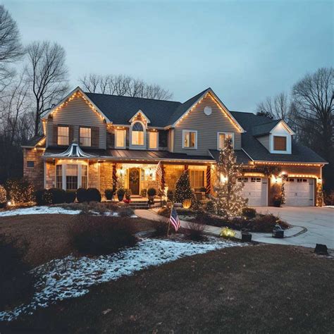 Charlotte Holiday Light Hanging | Installation and Design