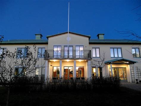 Pub + information om utbytesstudier och kongresser , Dag ...