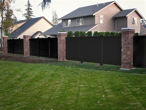 Aluminum Fencing Vs. Other Fencing Materials: Pros And Cons – NVN Group