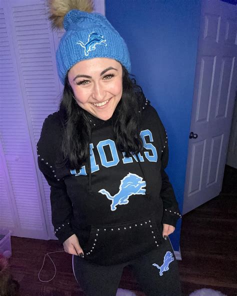 Josie Jaxxon (@josiejaxxon) • Instagram photos and videos