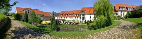 HOTEL AM SCHLOSS APOLDA - Hotel Reviews, Photos, Rate Comparison ...