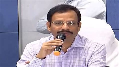 TGSRTC : సజ్జనార్‌ కార్మికుల హక్కుల్ని కాలరాస్తున్నారు.. ఎంప్లాయీస్ ...