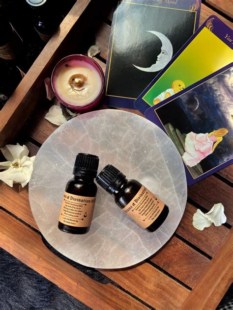 Essential Oil & Oil Blends – The Lilith store