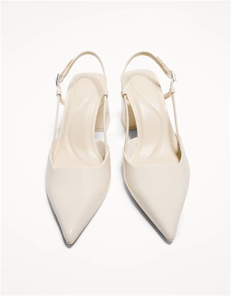 Block heel slingback shoes - Women | Bershka