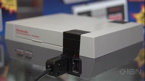 Comic-Con 2016: The NES Classic Edition is adorable in person