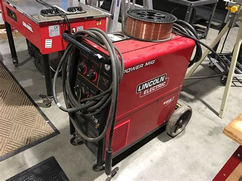 LINCOLN ELECTRIC 256 POWER MIG WELDER WITH SPOOL OF COPPER WIRE