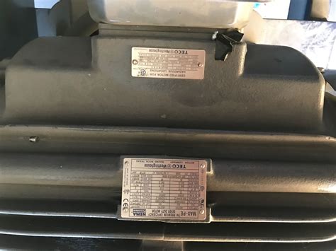 American Vacuum Company Model NT55303-3-0-AB Dust Collector