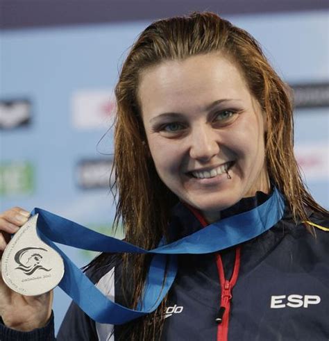 Melani Costa comienza a hacer caja en solitario en los 'photocalls'