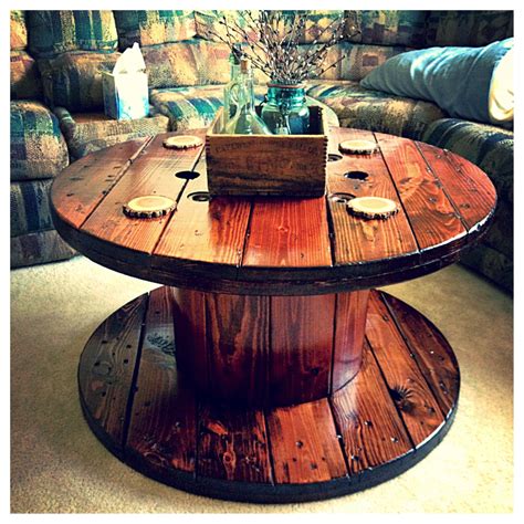 Rustic Chic Coffee Table | DIY Cable Spool Table