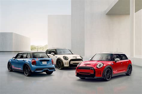 MINI Reveals 20 Years Edition Cooper S Hardtop, Celebrates Two Decades of U.S. Dominance ...