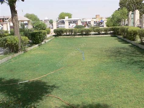 Hanuman Temple Ka Garden