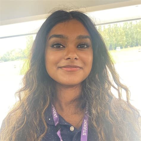 Natanya - English teacher - ₹1402/h