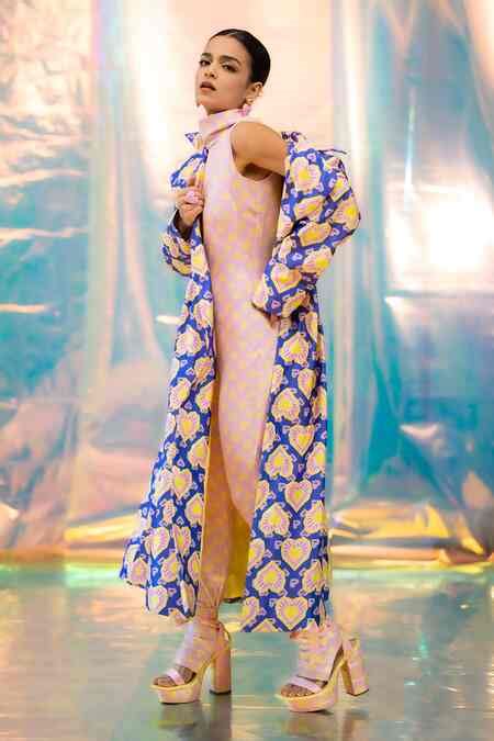 Papa Don't Preach | Designer Sarees, Gowns, Lehengas | Aza Fashions