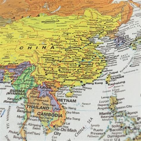 World Map Poster 的图像结果