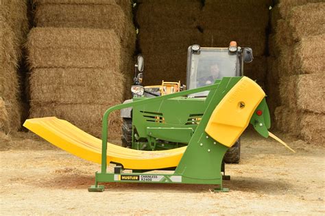 Square & Round Bale Feeder - Chainless X2000 – NZ | Hustler Equipment ...