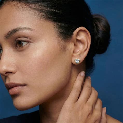 Heart Shape Diamond Stud Earrings | Earthly Jewels