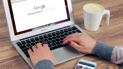 How To Write For Both Readers And Google? ~ All Type of blogging Tips