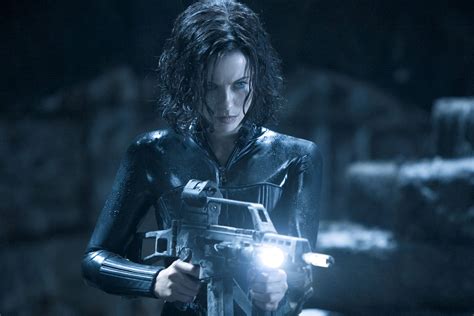 Download Kate Beckinsale as the Vampire Death Dealer, Selene, in ...