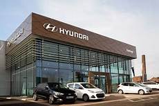 Hyundai Dealer by Hyundai Uk Embarks On Nation Wide Dealership Rebrand Hyundai Dealer