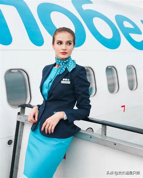 她被称为俄罗斯“高圆圆”！俄航空姐秀“最美证件照” - 每日头条