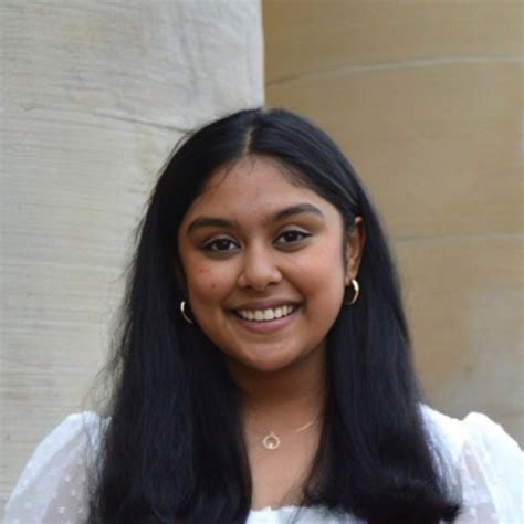 Anaya - Economics teacher - ₹2261/h