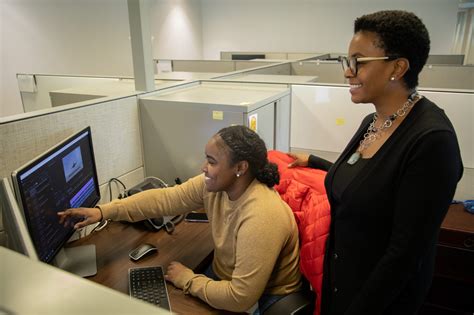 Year Up Program Gives Edge to Participants, Employers | WashingtonExec