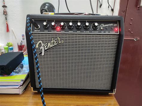 Fender Champion 20, 230V EU DS Guitar Amp 2330200000 : Amazon.in ...