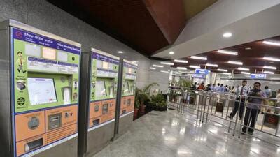 Smart card, cash era over as Delhi Metro set to introduce virtual card ...