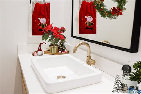 Diy Bathroom Christmas Decorations