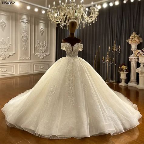 Essy Bride Dress 的图像结果