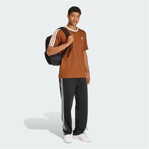 adidas LUX COFFEE CAFE CUP GRAPHIC T-SHIRT - Brown | adidas India